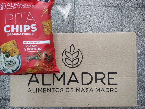 CAJA PITA CHIPS PROMO 11+1 TOMATE Y ROMERO ALMADRE