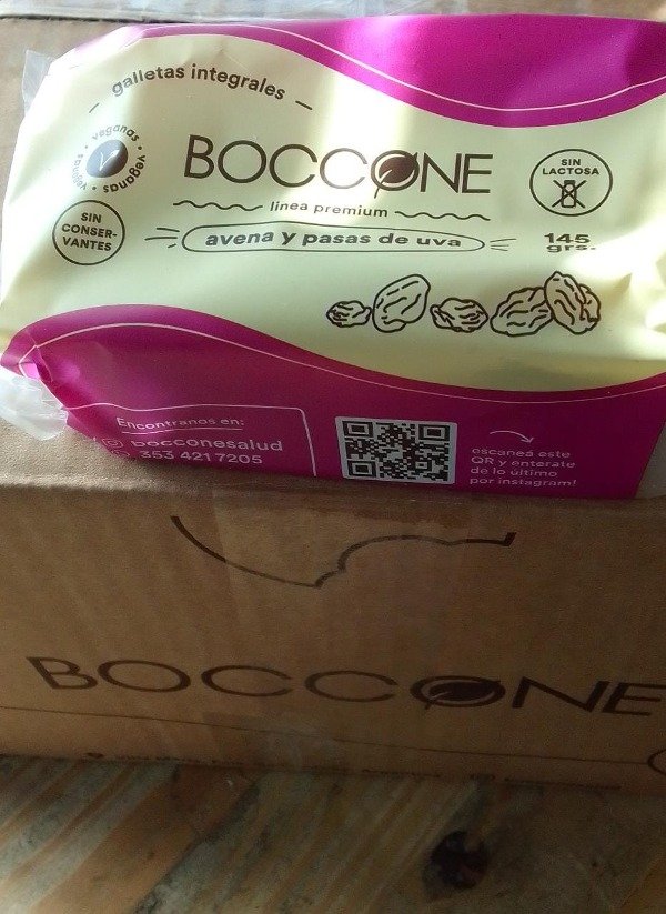CAJA CERRADA x 45 uni Galletitas Integrales de AVENA y PASAS x 145grs BOCCONE